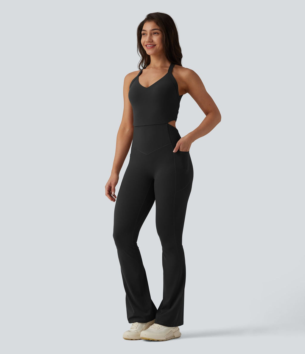 Combinaison de sport Halara UltraSculpt™ dos nu torsadé, effet ventre plat et fessier galbé, coupe bootcut, avec poches — Édition Easy Peasy
