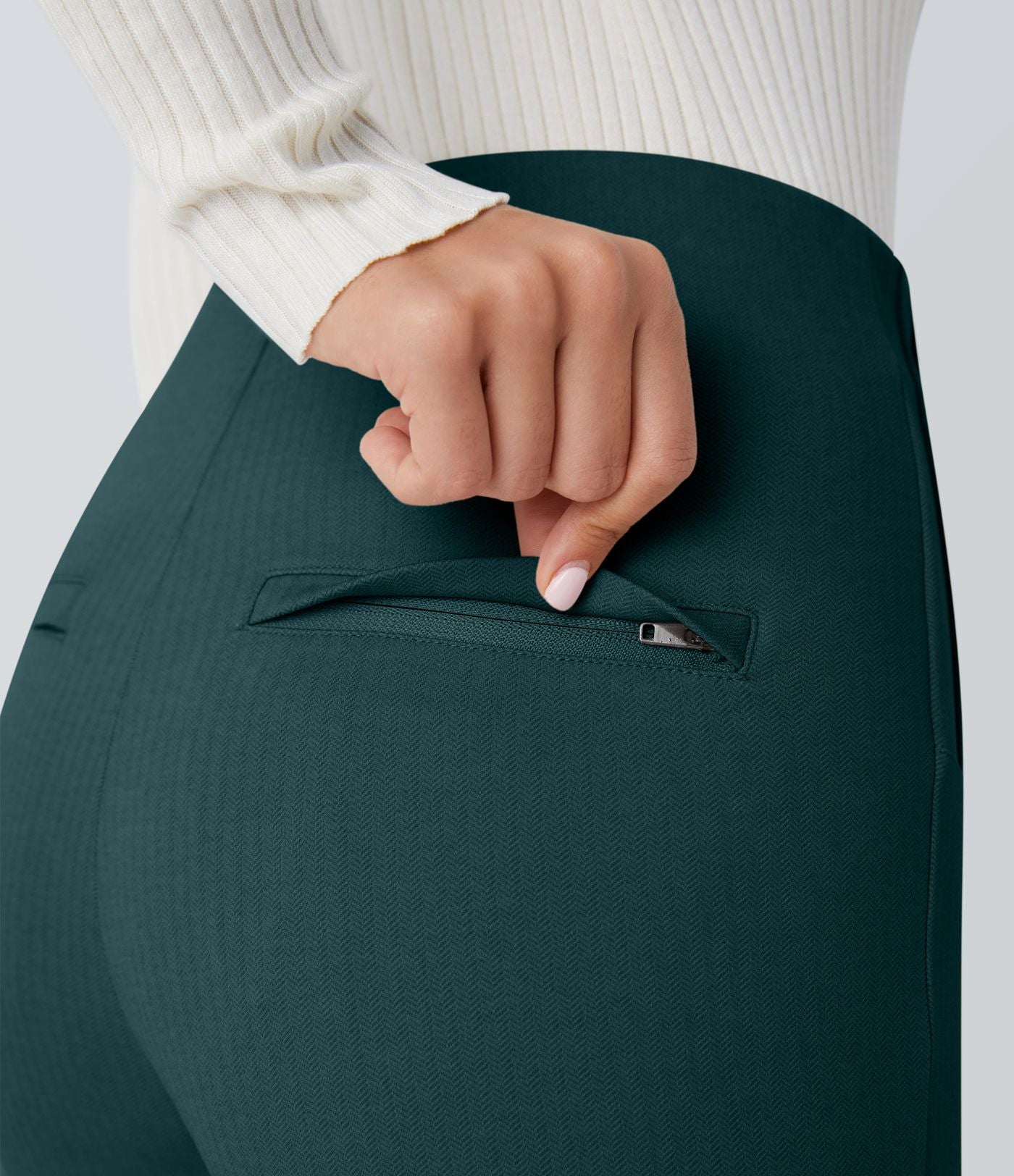 Pantalon tailleur skinny gainant taille haute à chevrons avec poches arrière zippées décoratives