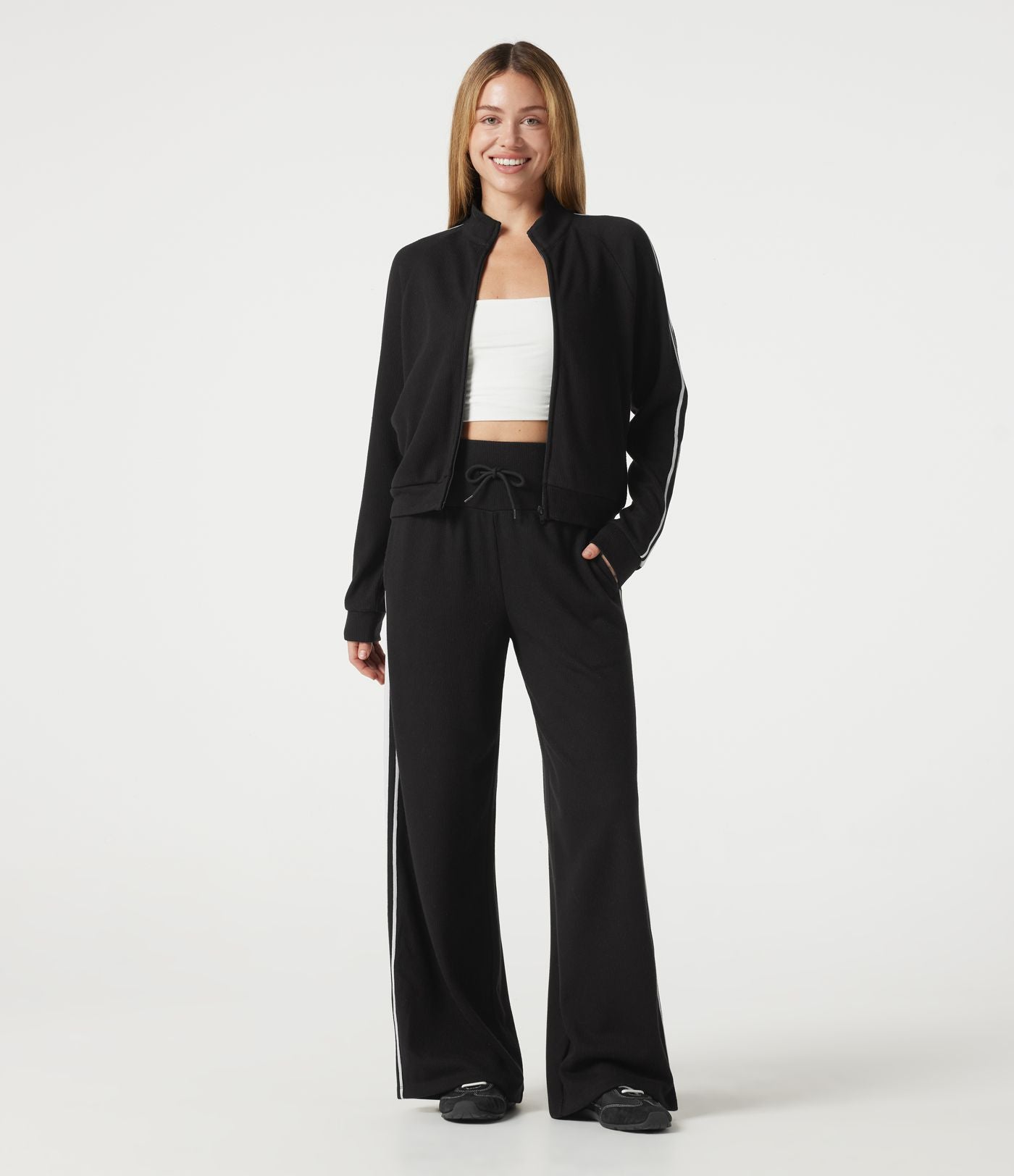Pantalon baggy côtelé taille haute gainant avec cordon ajustable, bandes latérales et poches
