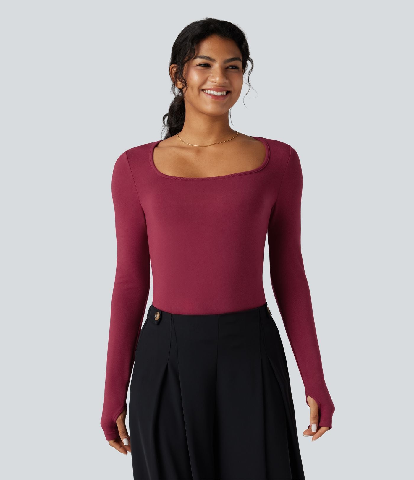 T-shirt tailleur col carré manches longues coupe ajustée