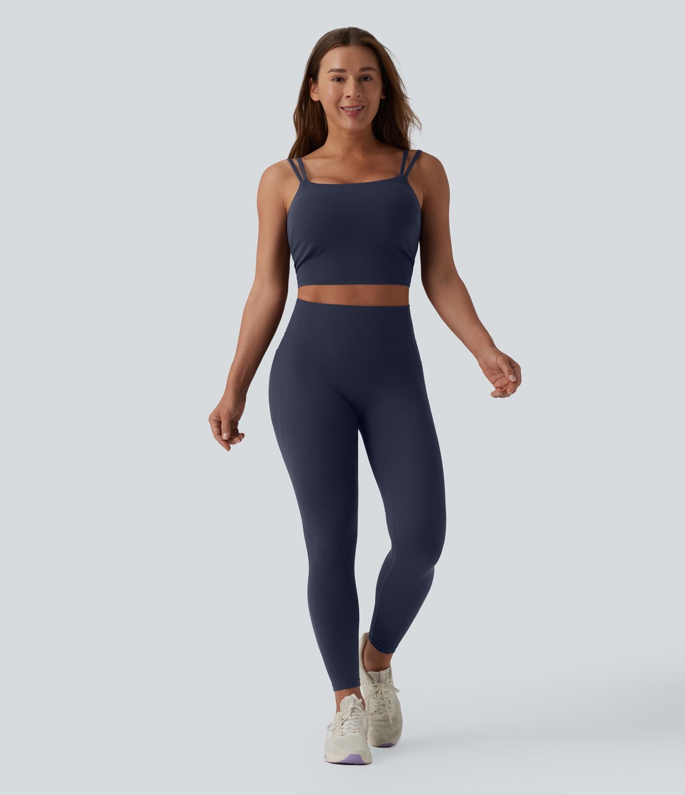 Débardeur de yoga cropped Halara UltraSculpt™ à doubles bretelles dos torsadé ouvert avec soutien-gorge intégré – Bonnets E-G