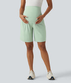 Short de yoga maternité SoftlyZero™ Airy 2-en-1, taille très haute, à effet frais InstantCool, 22,5 cm, avec poches