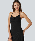 Robe mini côtelée dos nu à col halter, encolure drapée et coussinets amovibles