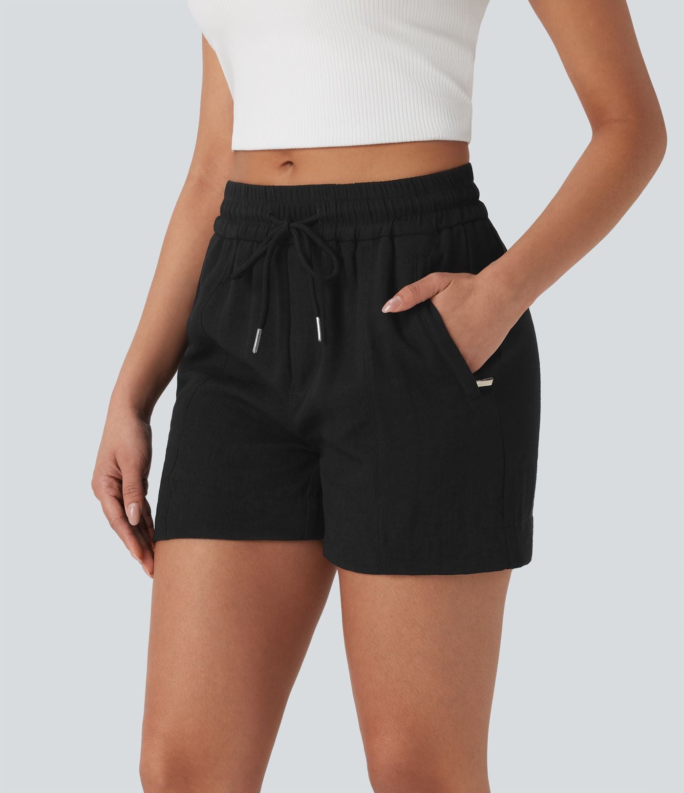 Short tailleur taille moyenne avec cordon de serrage et poches zippées latérales
