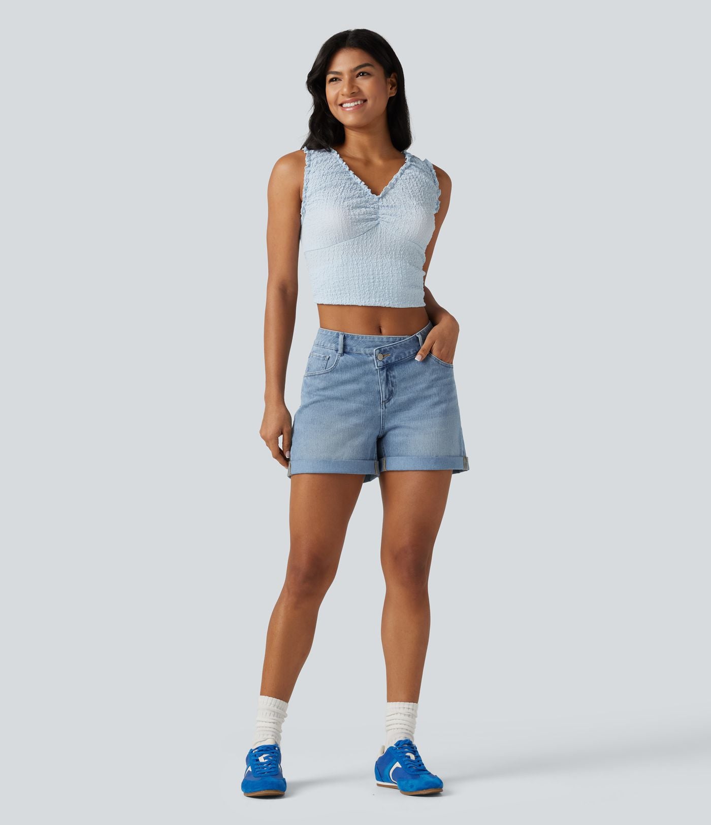 Short denim décontracté Halara Flex™ asymétrique délavé taille haute ourlet roulotté avec poches