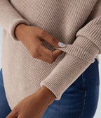 Pull cape décontracté col roulé manches chauve-souris ourlet asymétrique