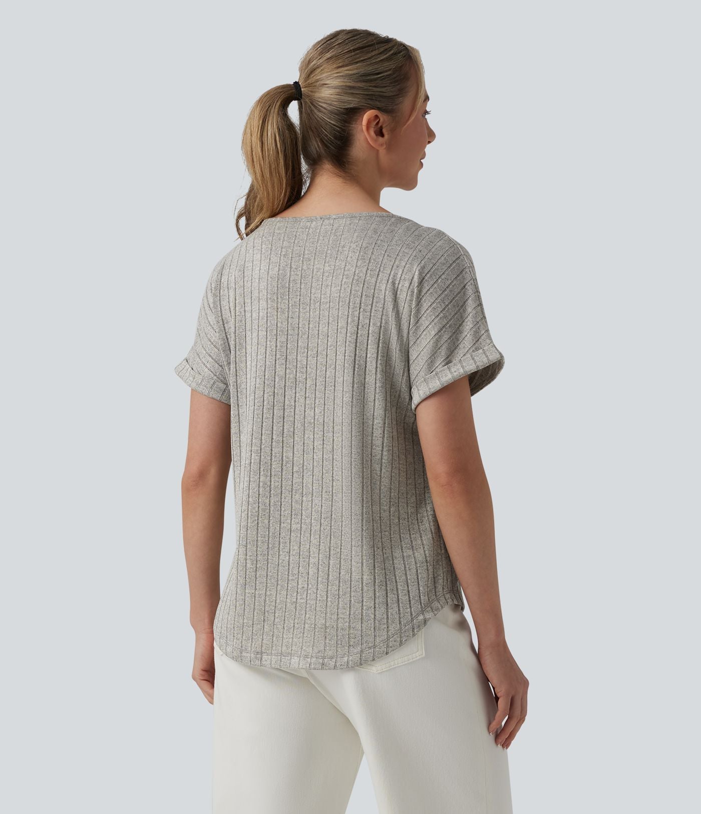 T-shirt décontracté col V manches courtes