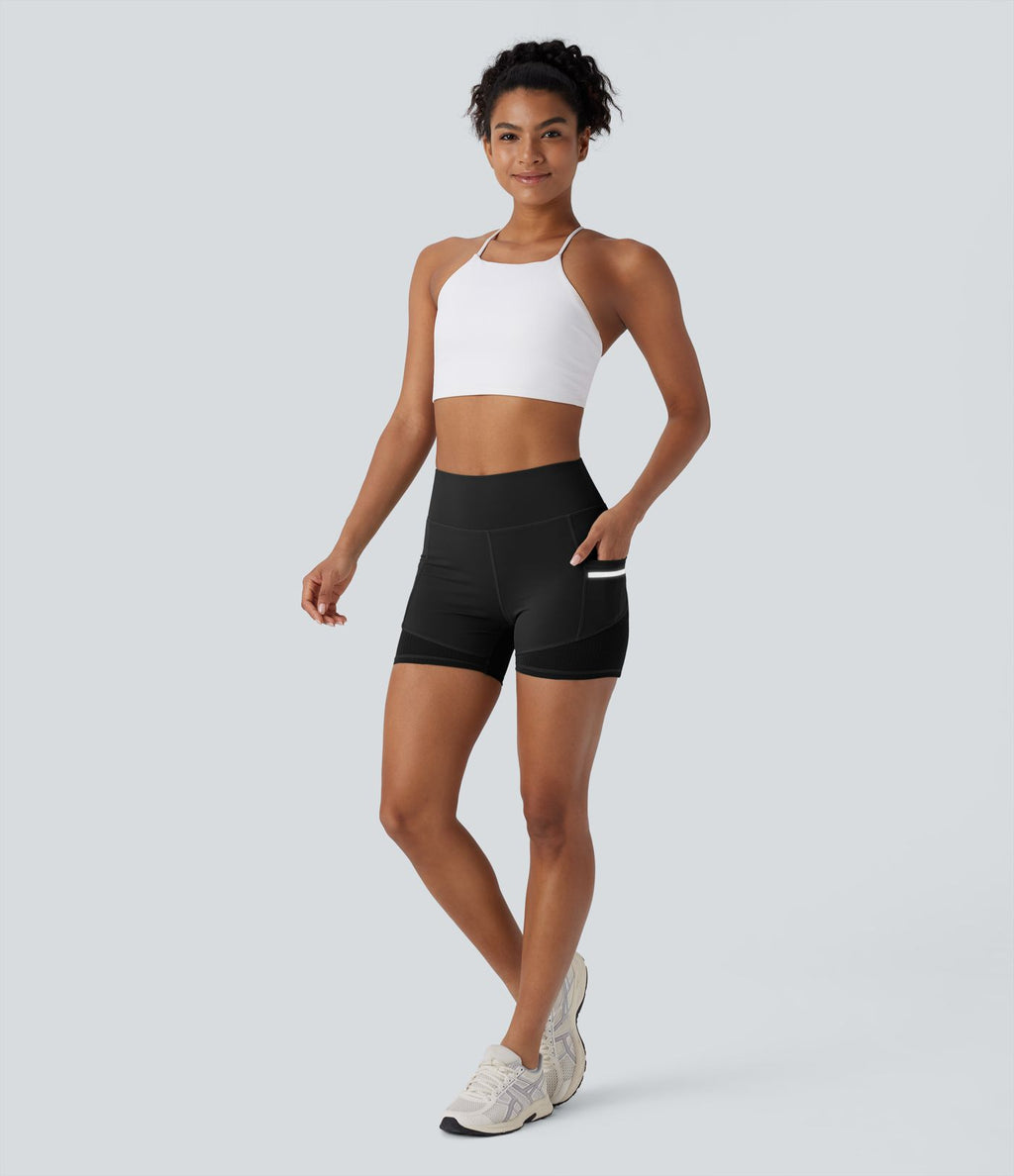 Short de sport SoftlyZero™ Airy taille haute 10 cm avec bandes réfléchissantes contrastées, empiècements ajourés et poches latérales à effet frais InstantCool