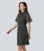 Robe décontractée col cheminée à pois en mesh avec manches à volants, ceinture et poches