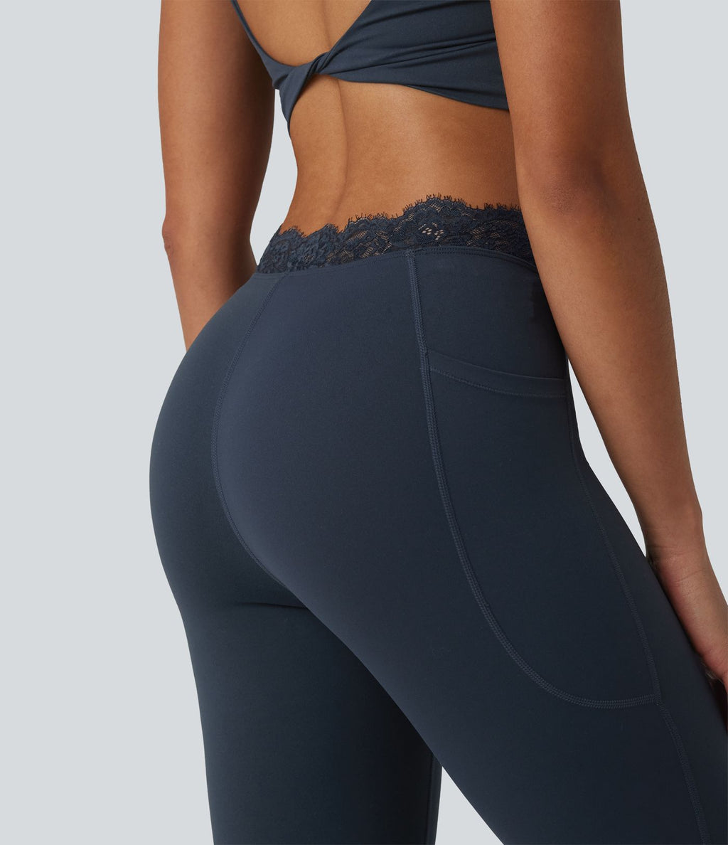 Halara UltraSculpt™ Legging évasé de yoga taille haute en V avec dentelle contrastée et poches