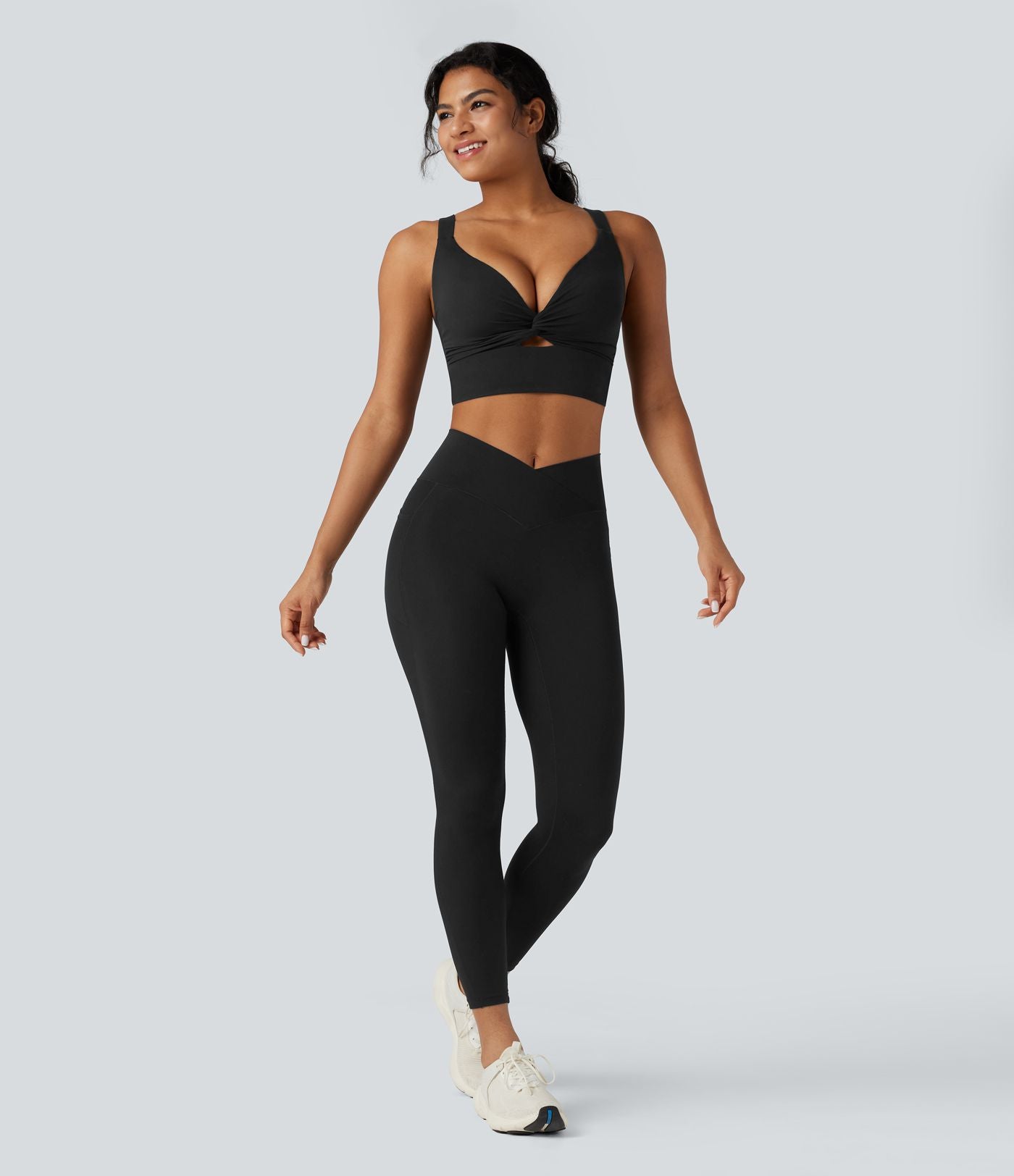 Brassière de sport yoga Halara UltraSculpt™ push-up coques moulées maintien léger