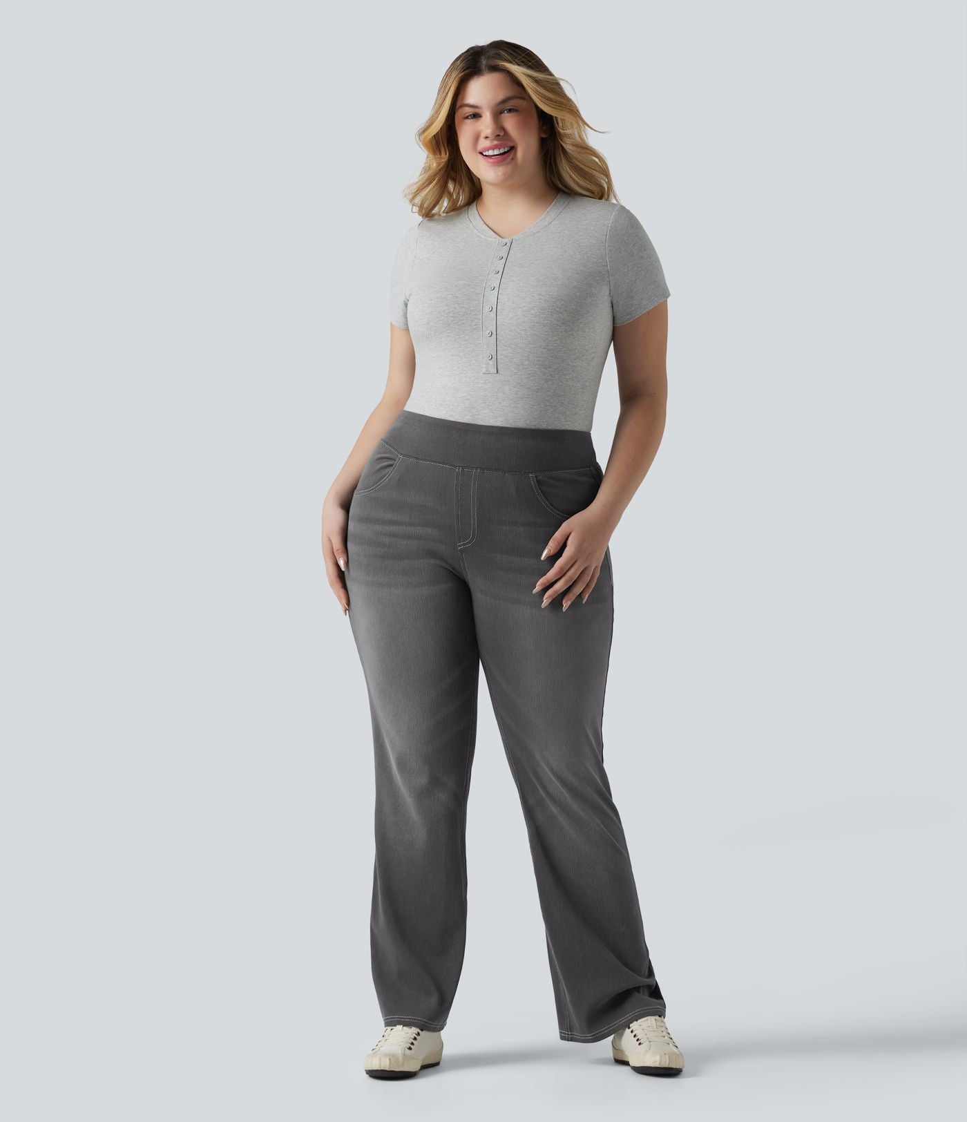 Jean décontracté Halara Flex™ grande taille bootcut taille haute en maille extensible délavée avec multiples poches