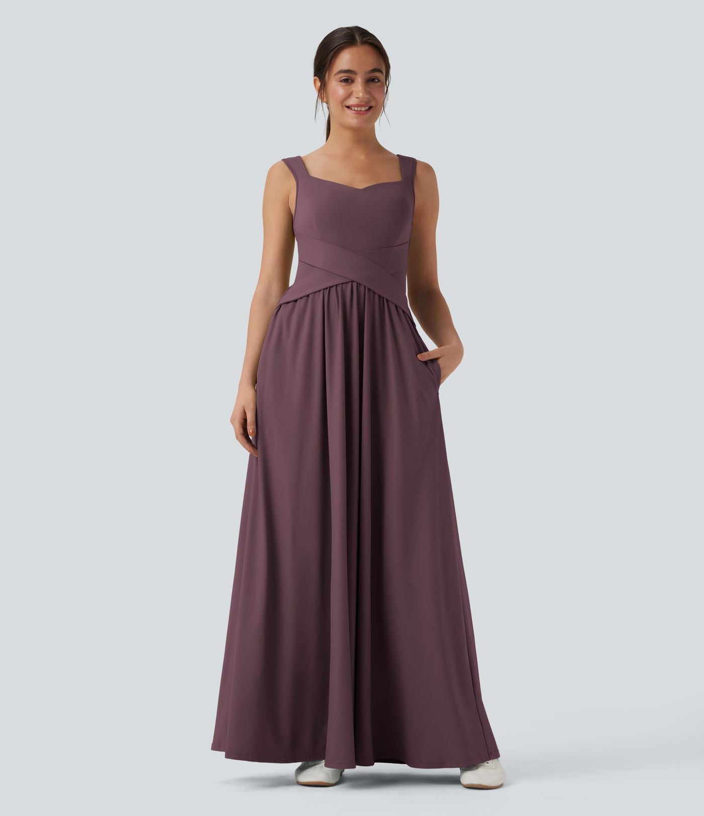 Robe maxi fluide dos nu, avec brassière intégrée et poches