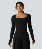T-shirt tailleur col carré manches longues coupe ajustée