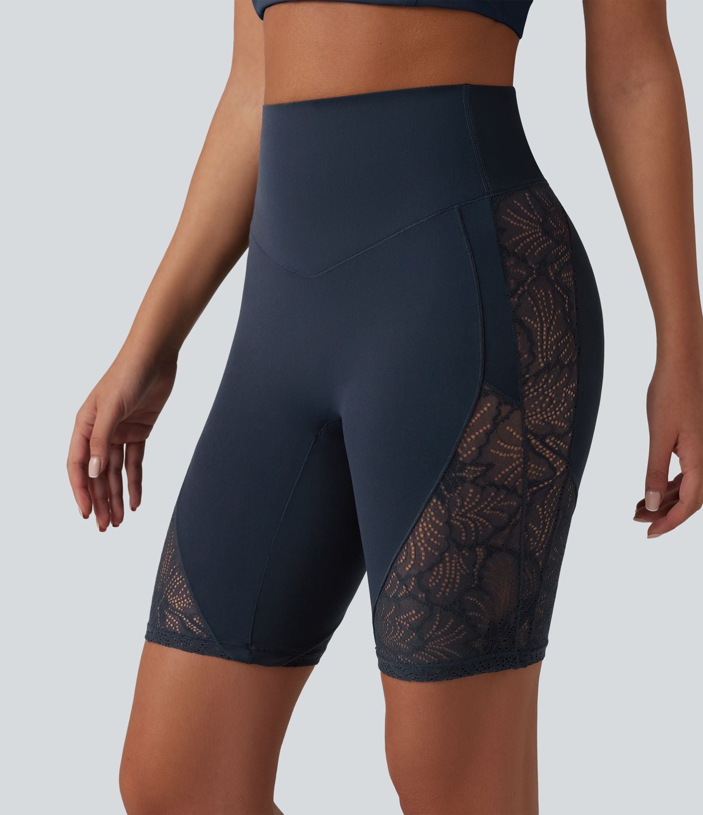 Short cycliste de yoga Halara UltraSculpt™ taille haute, gainant, en dentelle contrastée, 23 cm, avec poche