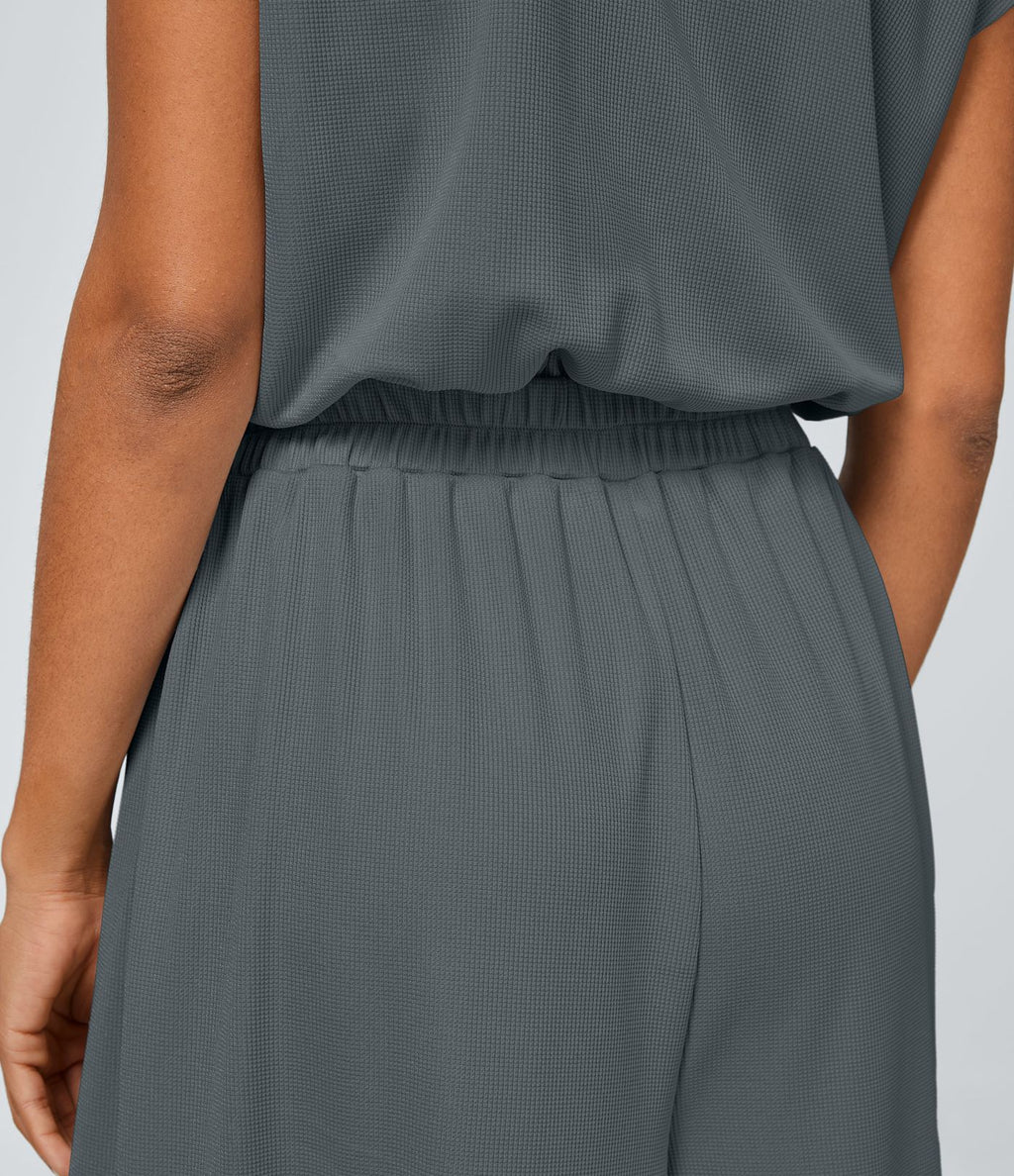 Combinaison Casual Col en V Jambes Large Plissée Manches Courtes Poche Latérale Gaufrée Fluide