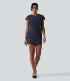 Robe de bureau mini moulante col rond manches courtes avec fermeture éclair invisible et poches