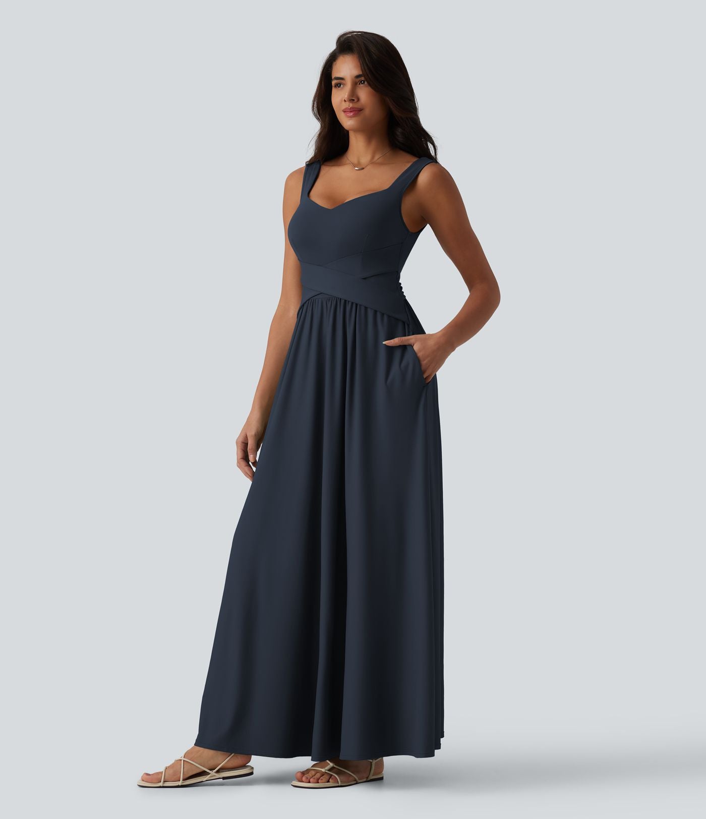 Robe longue fluide sans manches avec brassière intégrée (Bonnets E-G) et poches