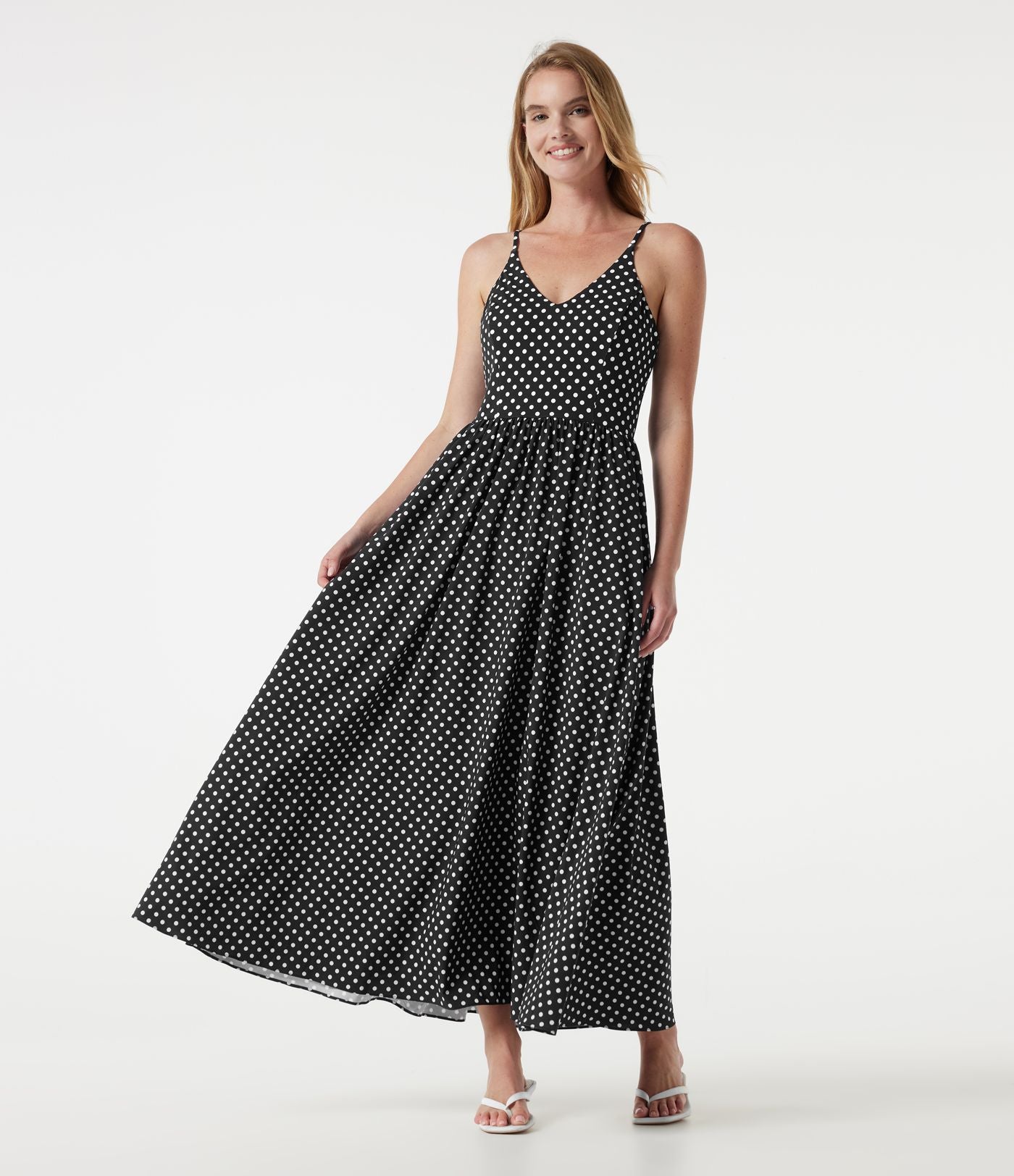 Robe longue fluide décontractée à bretelles avec poches