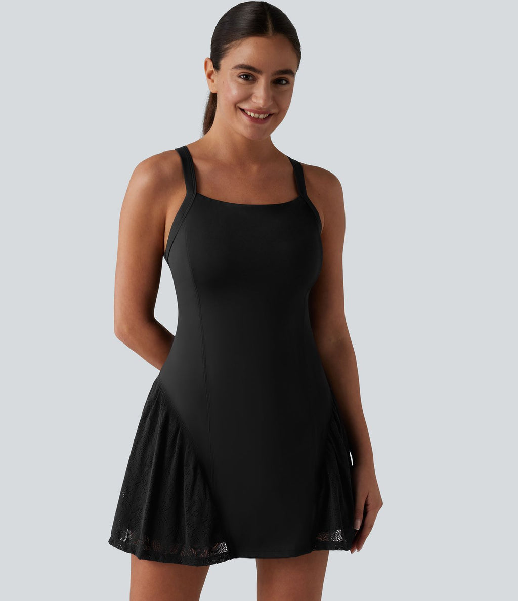 Robe de tennis Easy Peasy SoftlyZero™ dos croisé avec dentelle contrastée, brassière intégrée, à effet frais InstantCool et poches, protection solaire UPF50+