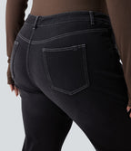 Jean décontracté grande taille évasé taille haute Halara Flex™ effet délavé avec multiples poches