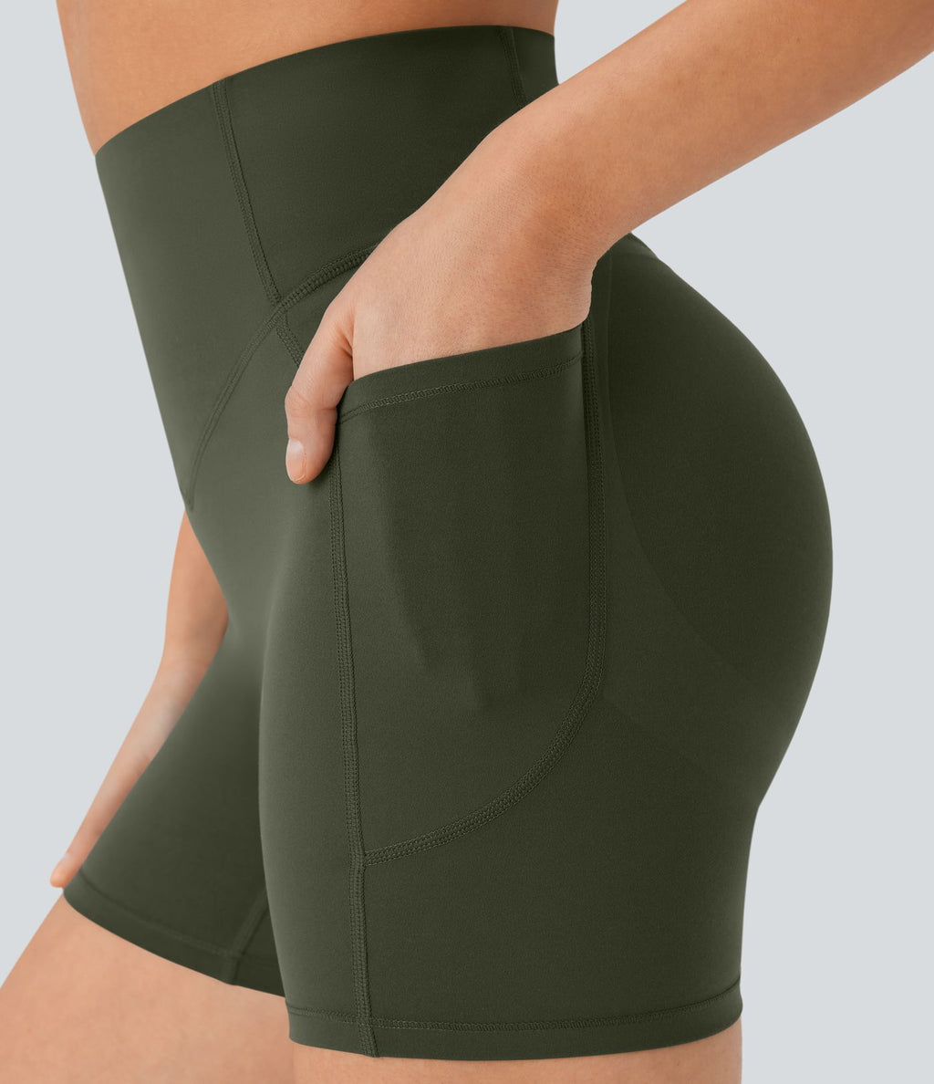 Short cycliste 12,5 cm d'entraînement gainant galbant taille haute avec effet scrunch et poches Halara UltraSculpt™