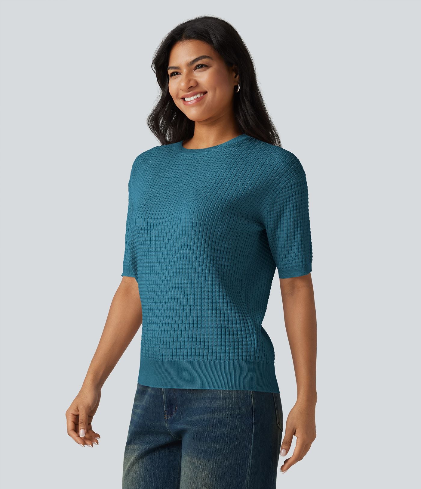 Pull col rond manches courtes en tissu gaufré