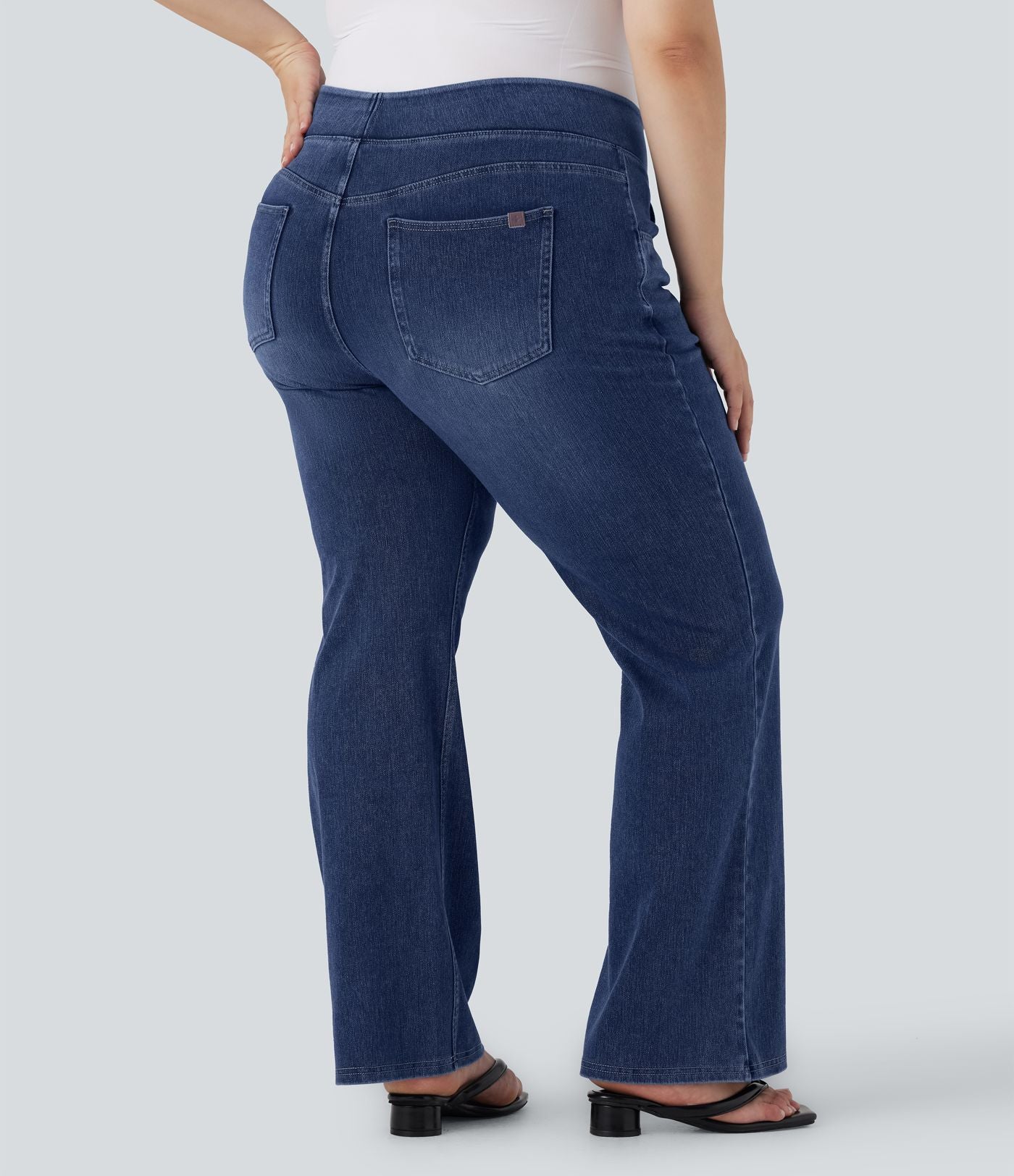Jean décontracté Halara Flex™ grande taille bootcut taille haute en maille extensible délavée avec multiples poches