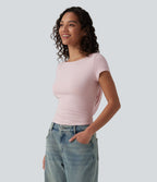 T-shirt décontracté col bateau manches courtes dos drapé