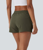 Short décontracté taille moyenne à ceinture ajustable et poches latérales