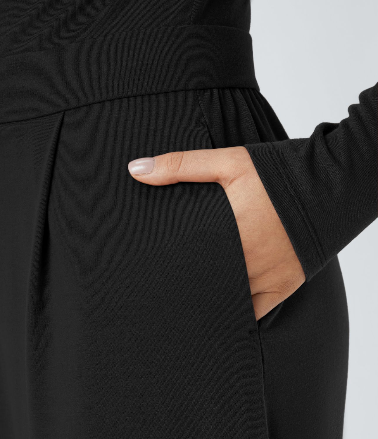 Combinaison décontractée col bénitier à fronces avec fermeture éclair invisible, plis, poches latérales et jambes larges