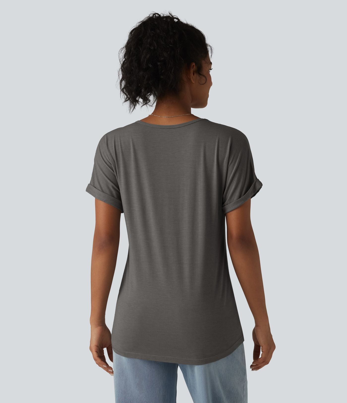 T-shirt décontracté col V à manches chauve-souris courtes