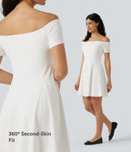 Robe mini SoftlyZero™ Plush épaules dénudées à manches courtes, maintien intégré, bonnets B à E
