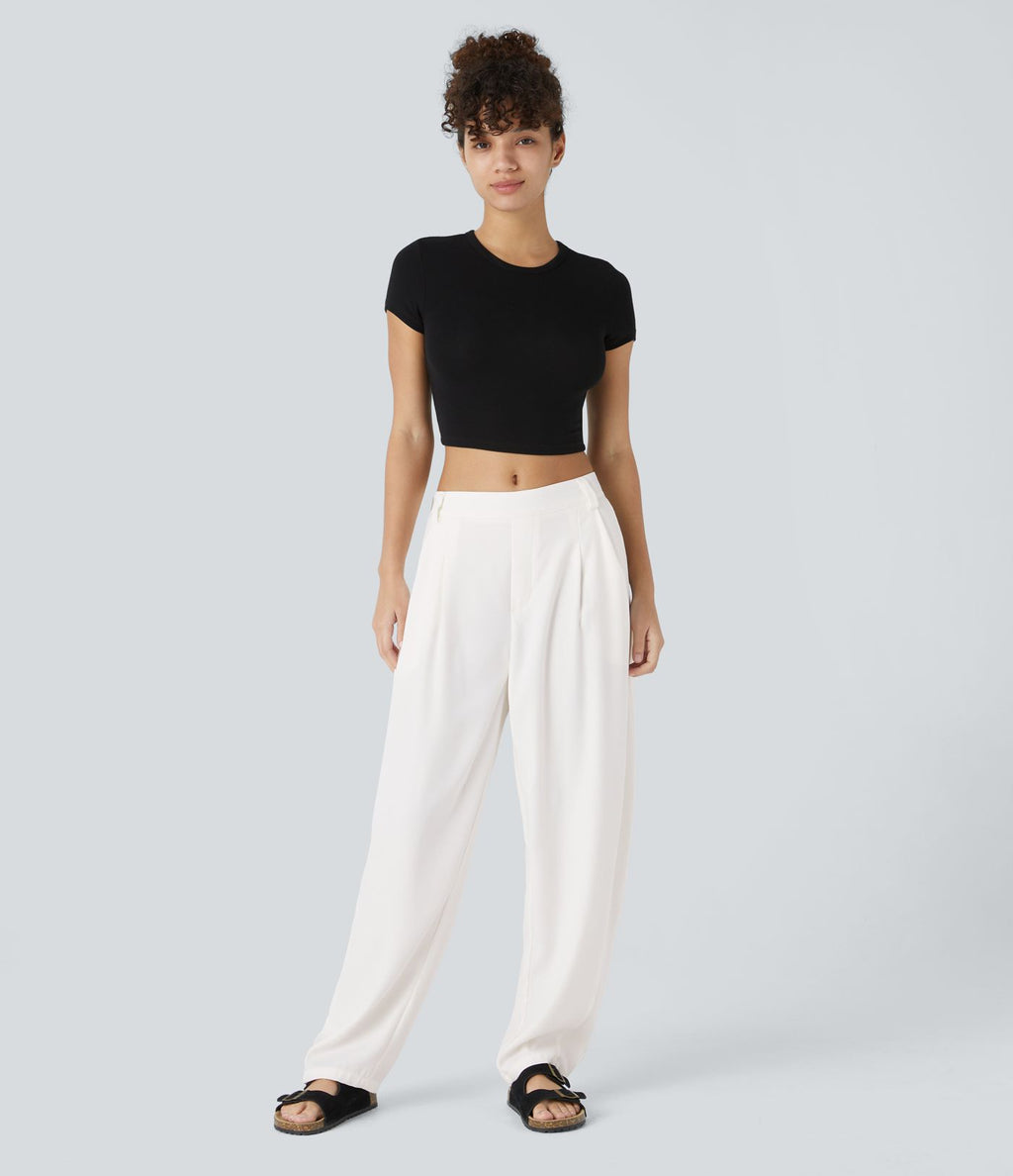 Pantalon tailleur ample, taille moyenne, coupe barrel, à poches