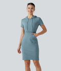 Robe mini moulante OneForm Seamless Flow à capuche avec cordon de serrage, manches courtes et poche
