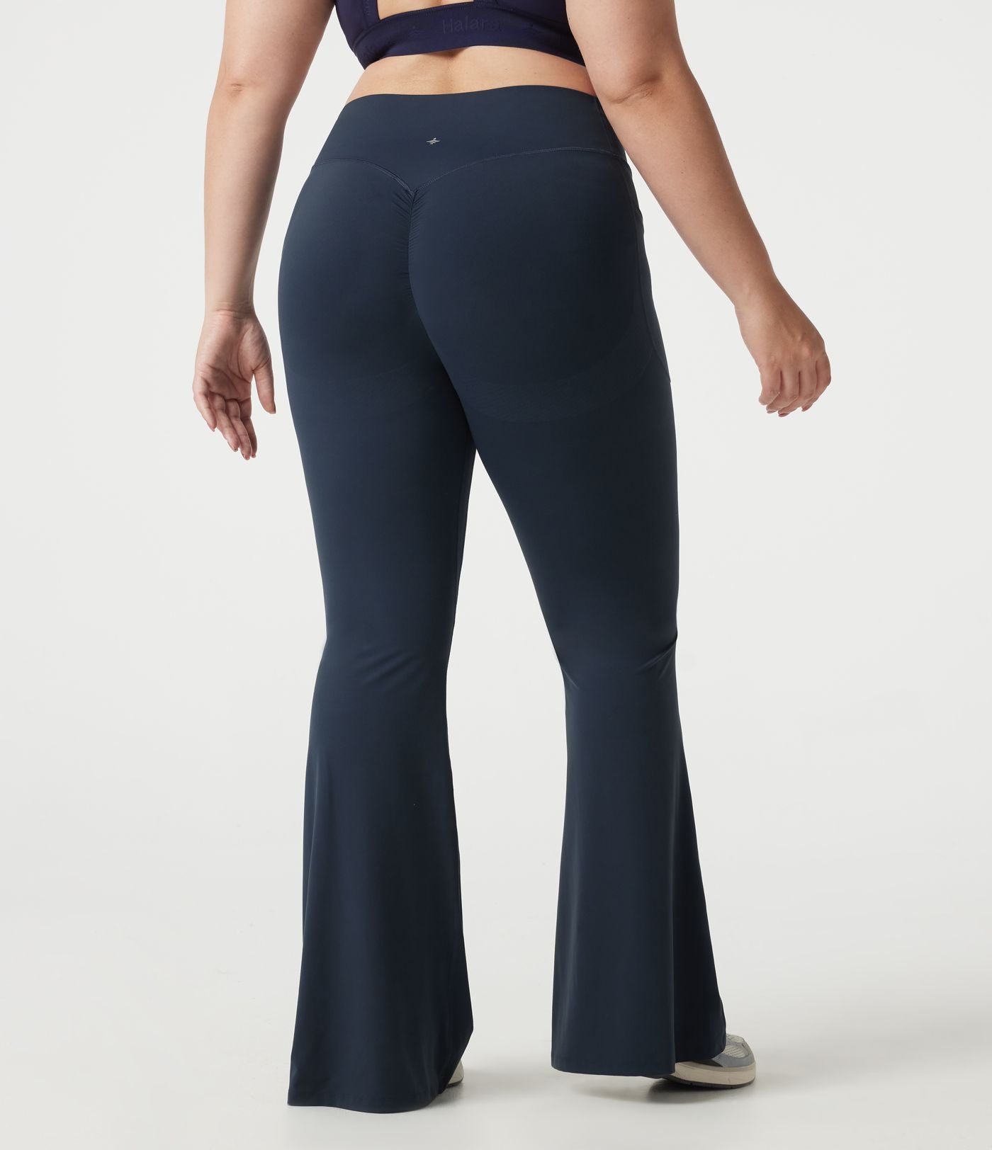 Legging flare évasé gainant grande taille Halara UltraSculpt™ taille haute, effet push-up fessier avec poches