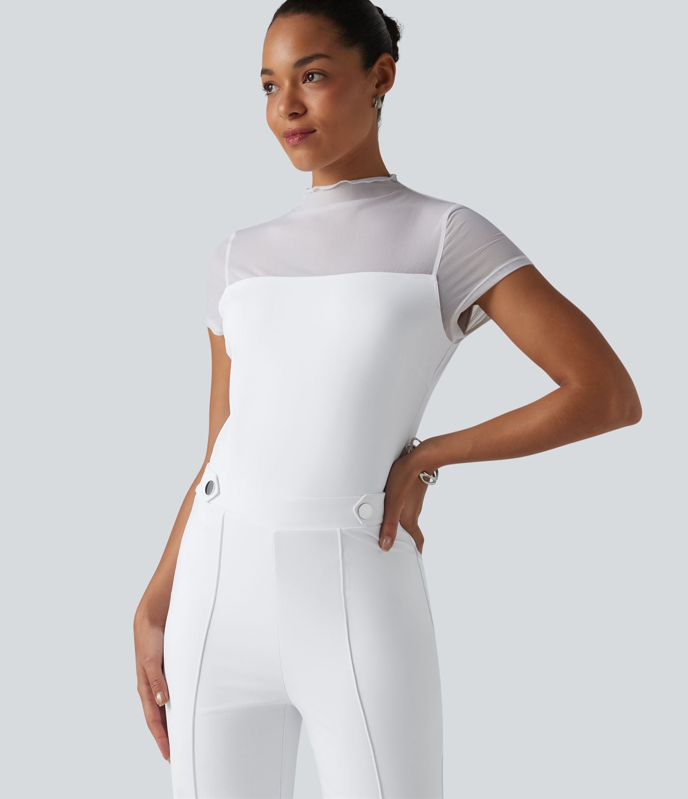 DayStretch Combinaison col rond à manches courtes avec empiècements en mesh contrasté – Édition Easy Peasy