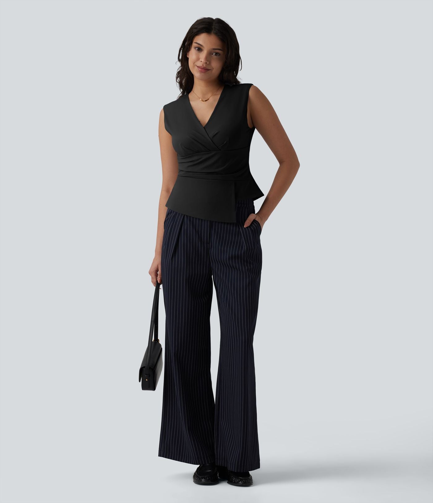 Blouse tailleur col V sans manches