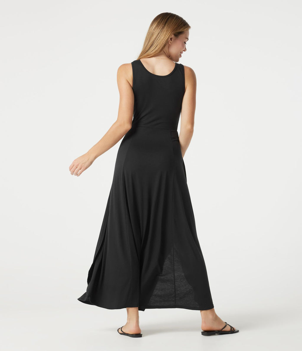 Robe longue fluide décontractée sans manches à col cranté et fente
