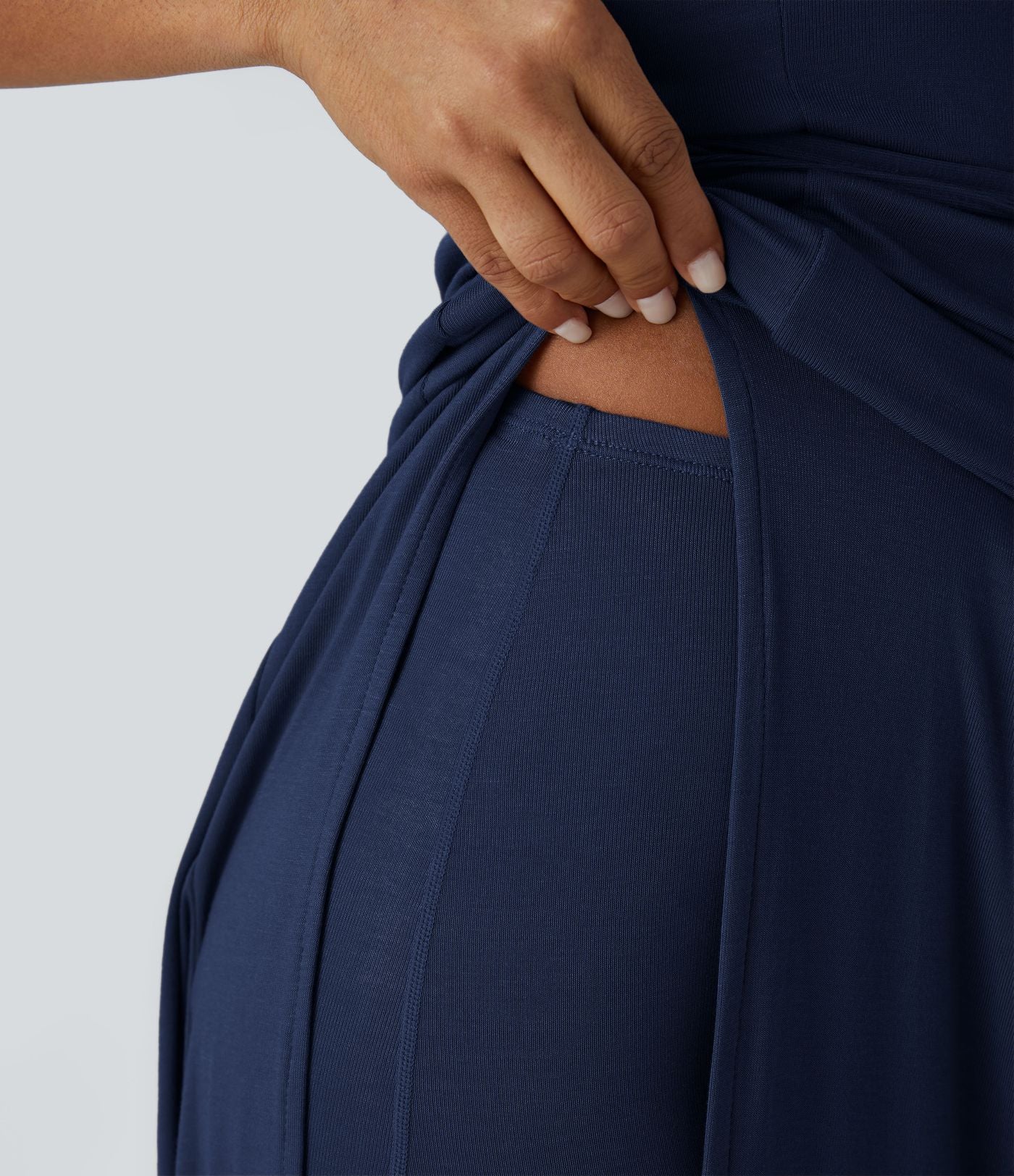 Robe Casual Midi 2 Pièces Capuche Col Montant Sans Manches Fendue avec Découpe Dos Nœud Côtelée