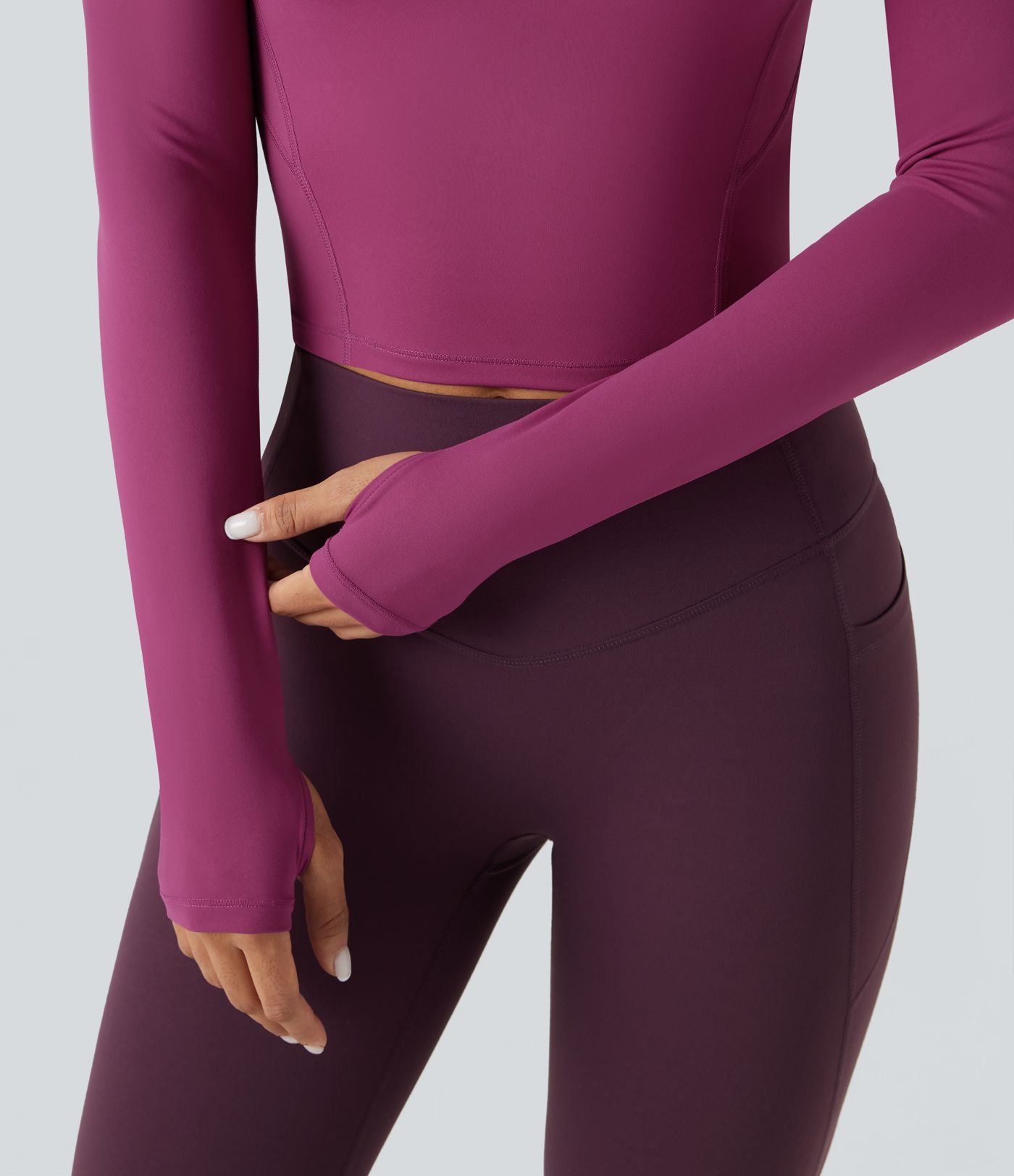 Top de sport yoga SoftlyZero™ Plush col carré manches raglan longues avec trous pouces