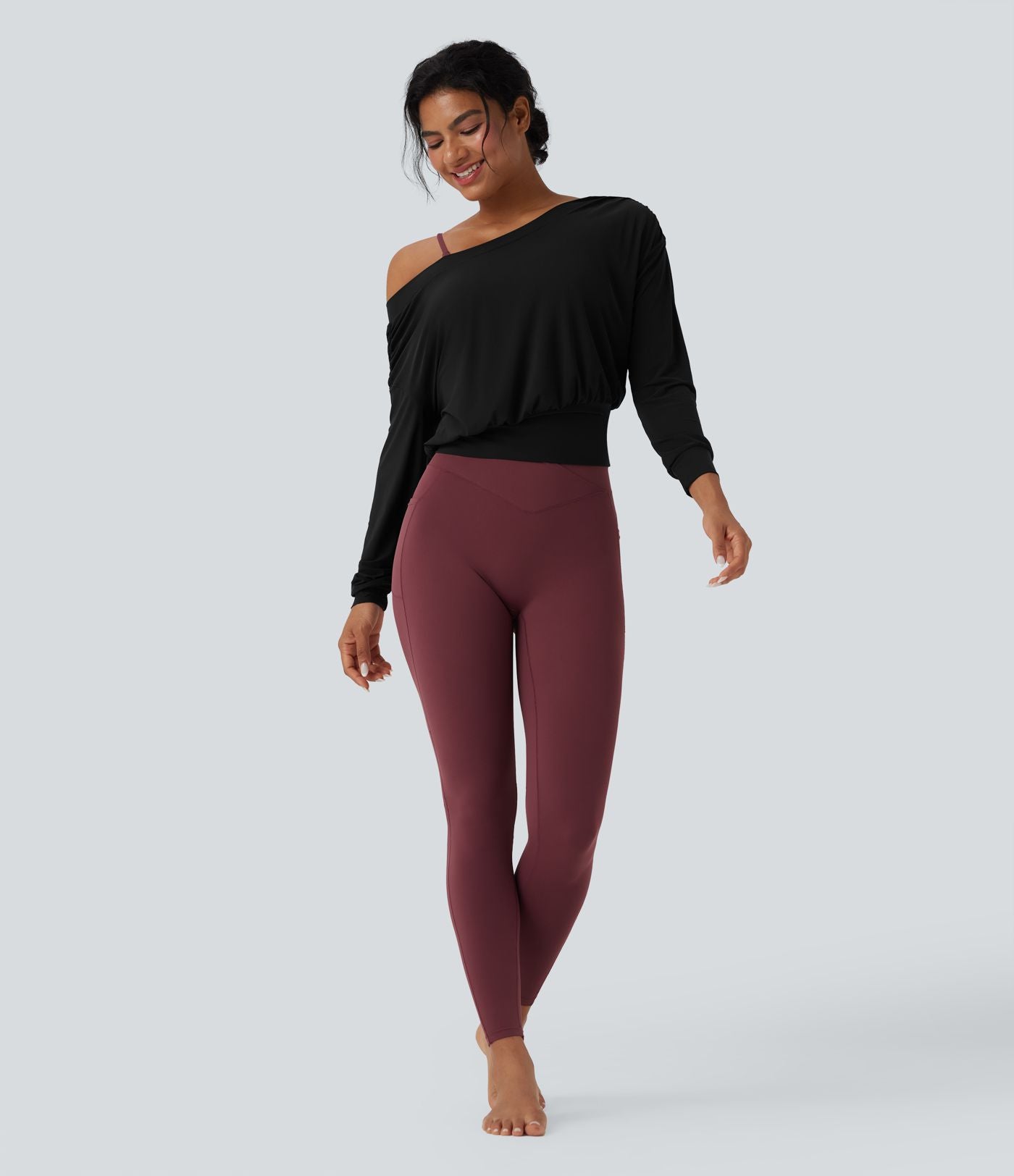 Haut de sport yoga oversize épaules dénudées effet frais InstantCool séchage rapide