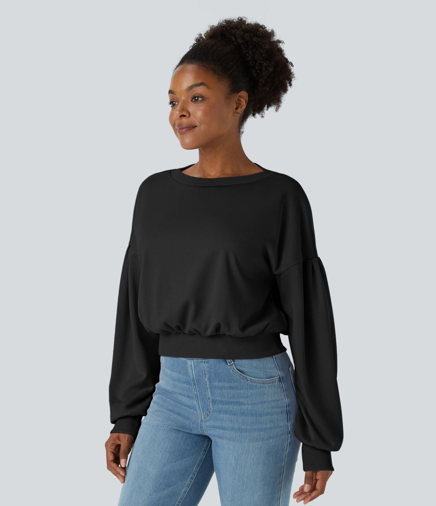 Sweat-shirt décontracté ample à col rond, épaules tombantes et manches évasées plissées