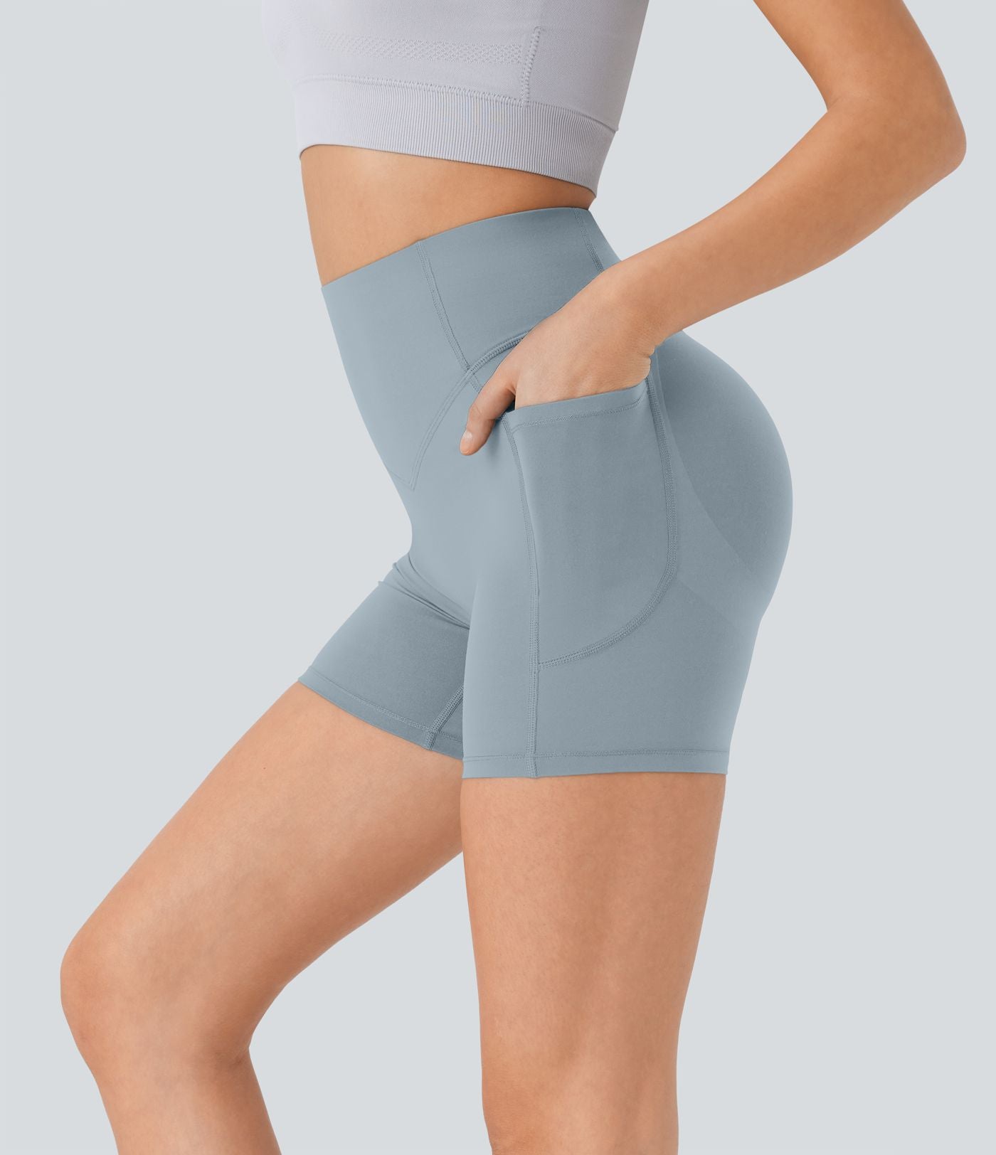 Short cycliste 12,5 cm d'entraînement gainant galbant taille haute avec effet scrunch et poches Halara UltraSculpt™
