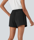 Short tailleur taille moyenne avec poches latérales