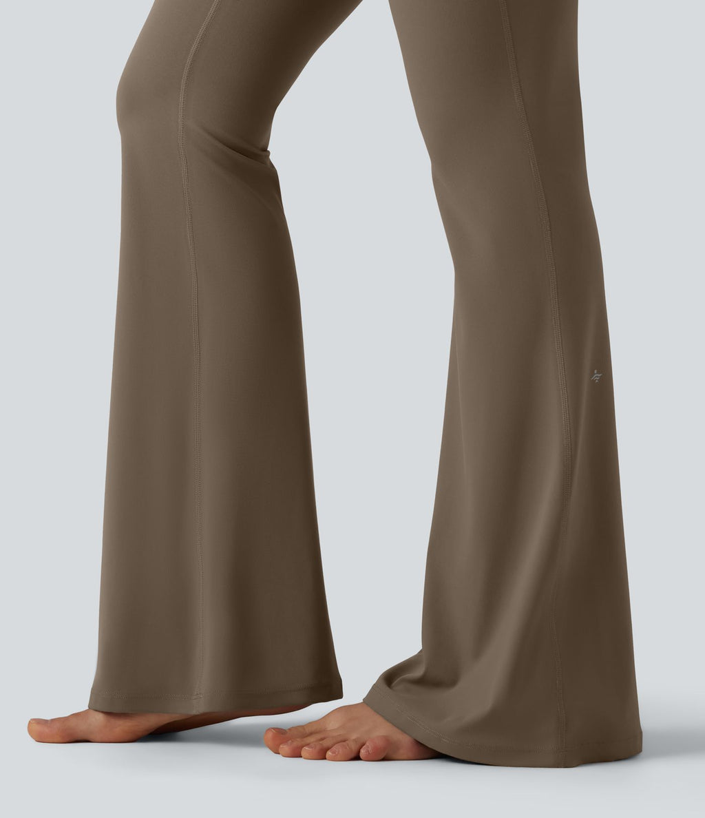 Halara UltraSculpt™ Legging évasé de yoga taille haute en V avec dentelle contrastée et poches