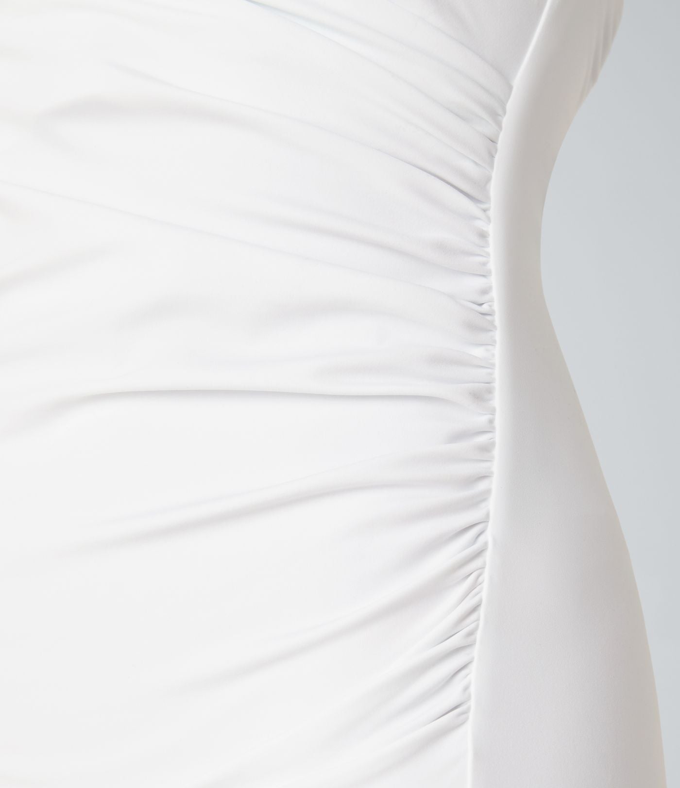 Robe moulante SoftlyZero™ Airy fendue à effet frais InstantCool, brassière intégrée, dos nu croisé à lacets, légèrement plissée pour invitée de mariage et demoiselle d'honneur