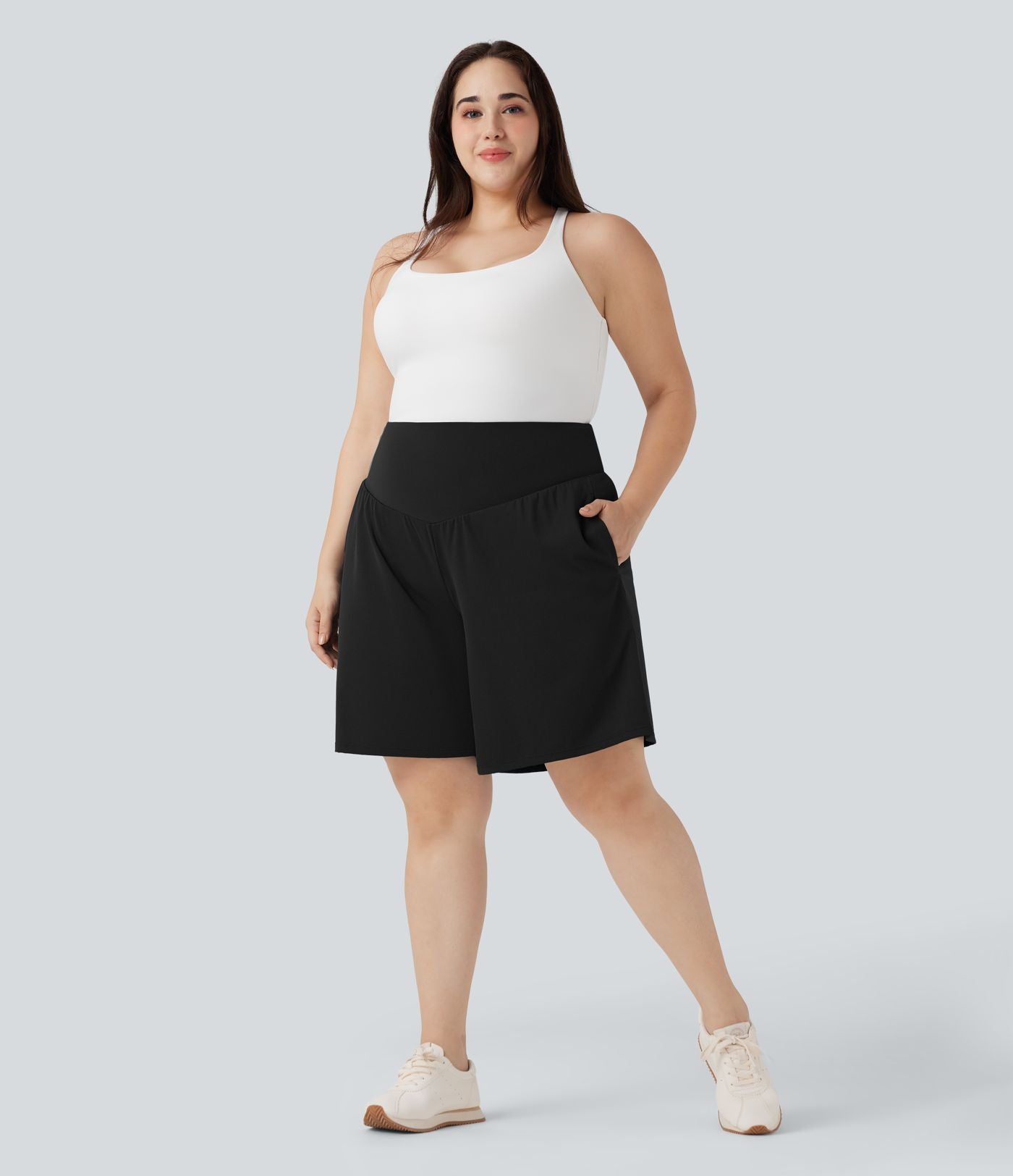 Bermuda de yoga grande taille SoftlyZero™ Airy taille haute effet frais InstantCool avec poches