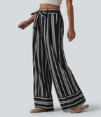 Pantalon large taille haute à rayures avec ceinture et poches