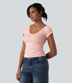 T-shirt col V manches courtes avec fronces